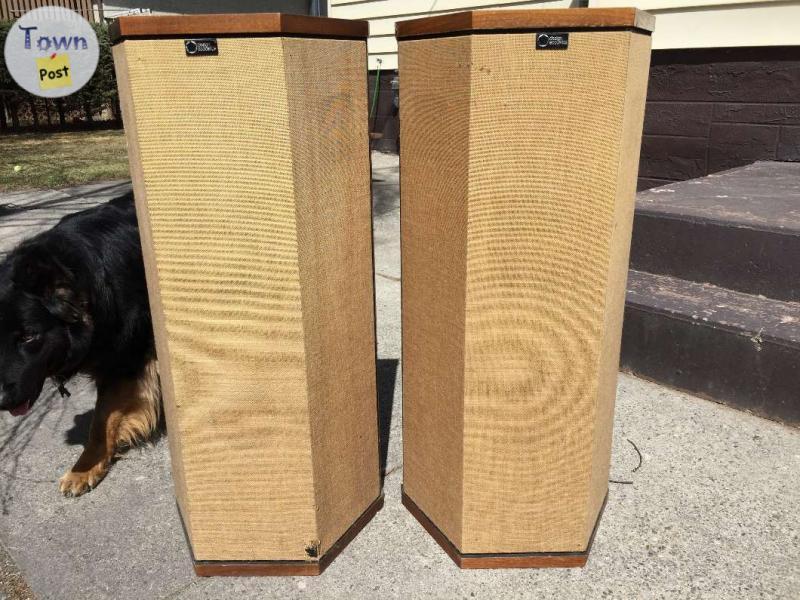 Photo of Design Acoustics D-4 Speakers