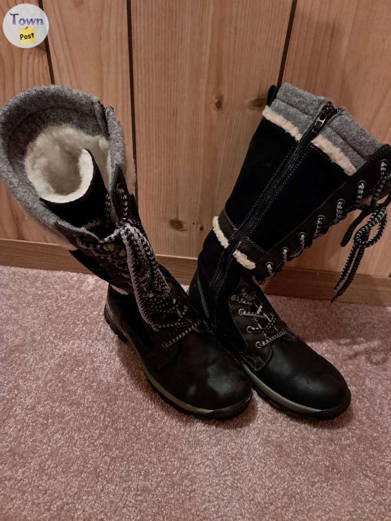 Photo of Ladies winter boots