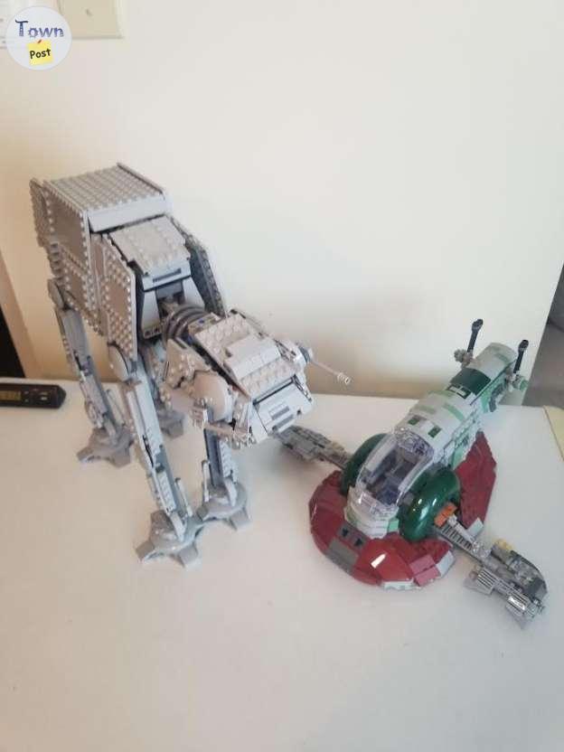 Photo of Star Wars LEGO AT-AT Walker and Boba Fett Slave l Ship