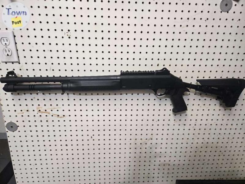 Photo of Revolution Armory Impact R4 (M4 clone Benelli) in excellent condition - $850 (price include shipping)C.O.D.(cash on delivery) with Canada Post.