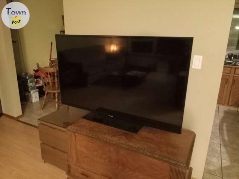 Photo of Samsung 55" Class J6200 Full LED Smart TV