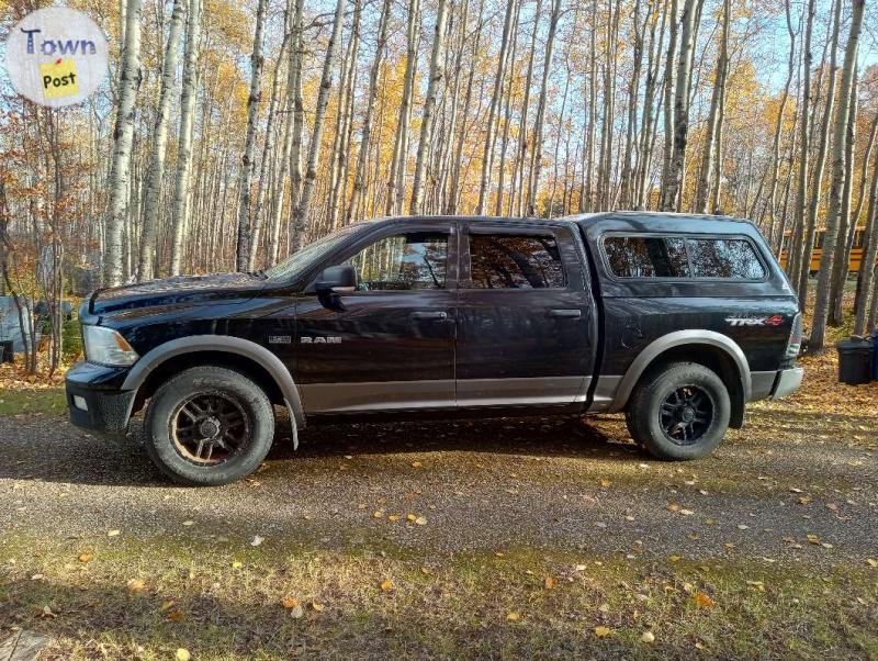 Photo of 2010 Dodge Ram 1500-- 4x4 Quad cab 