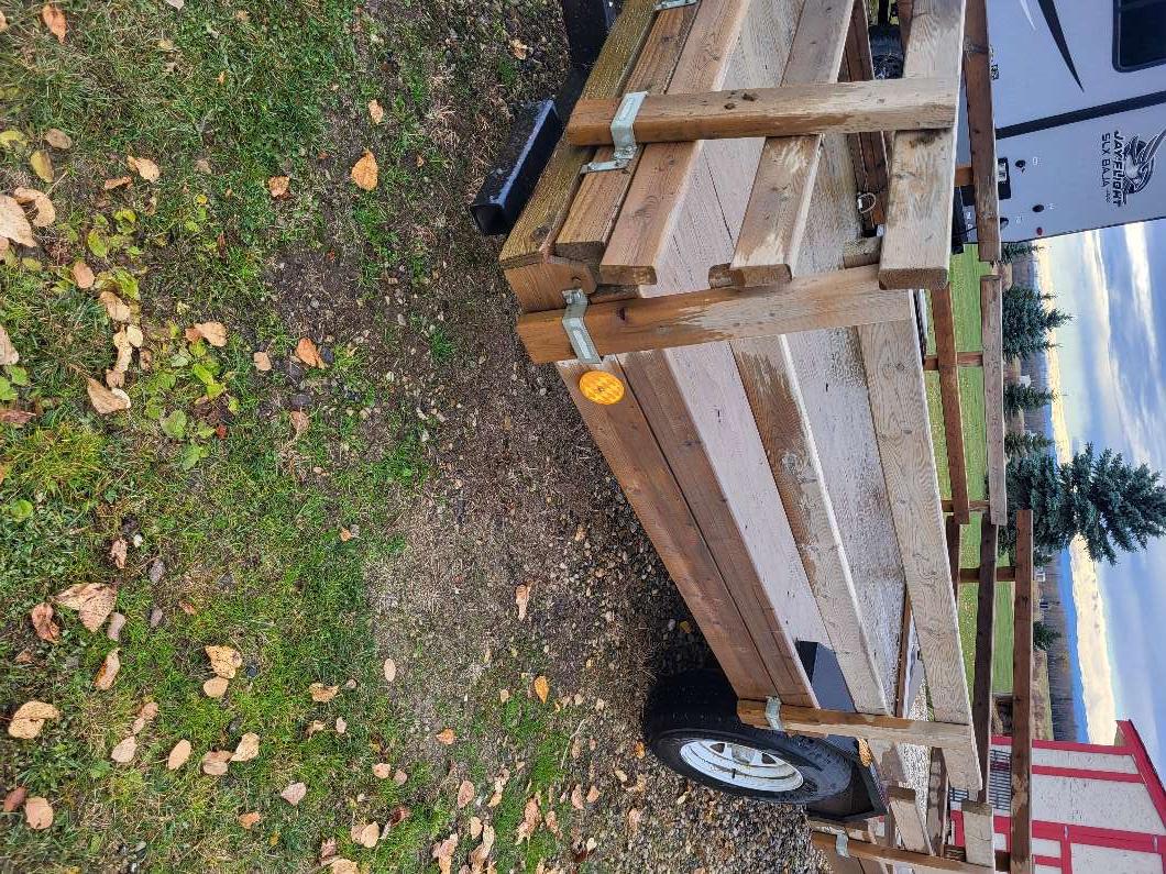 Photo of Flat deck trailer 3500lbs axel 